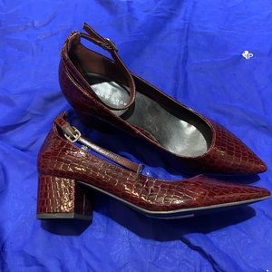 💢SOLD💢 New Look Ankle Wrap Pump